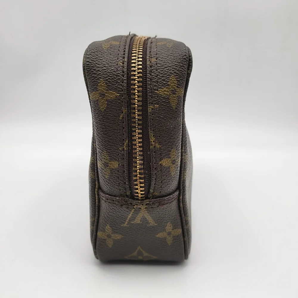 LOUIS VUITTON Monogram Trousse Toilette 23...Authentic... - Picture 4 of 15